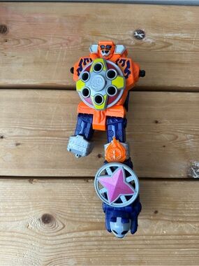 Power Rangers Super Ninja Steel Deluxe Blaze Megazord Action Figure Incomplete